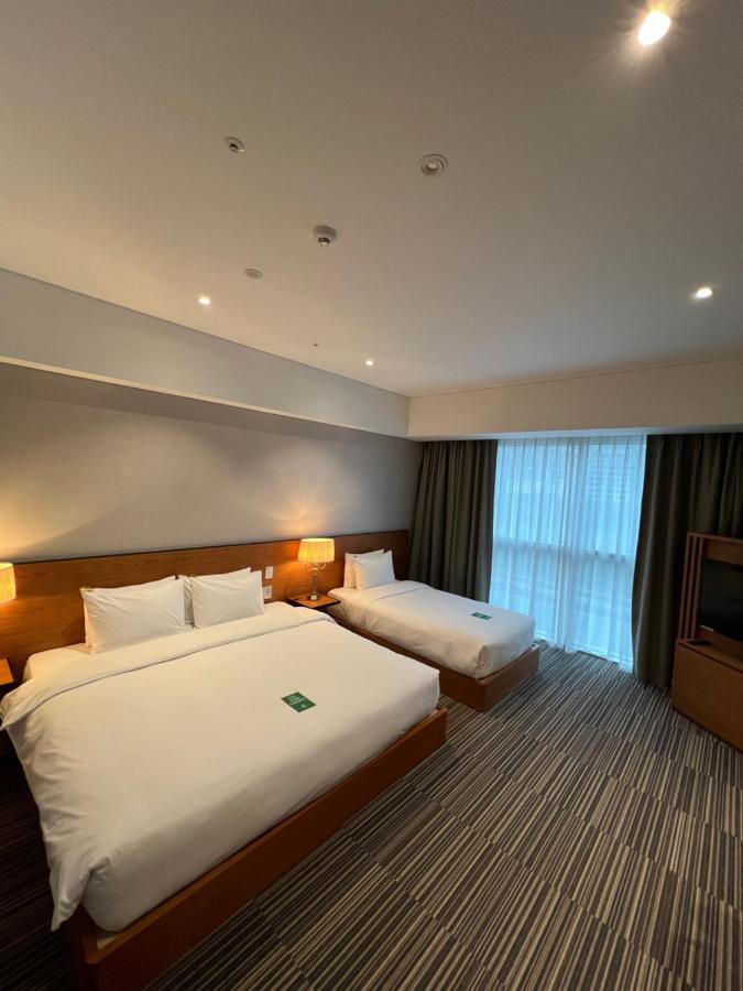 Hotel Tour Incheon Airport Hotel & Suites ภายนอก รูปภาพ