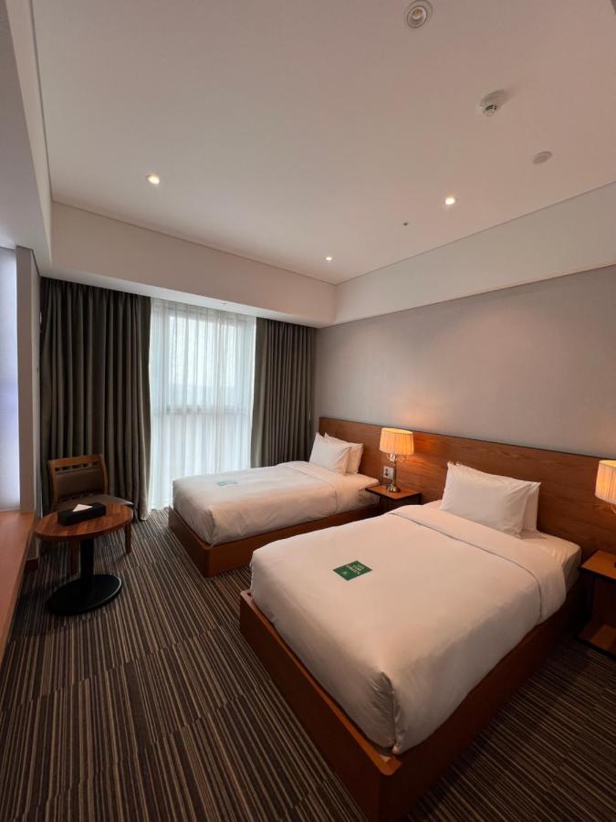 Hotel Tour Incheon Airport Hotel & Suites ภายนอก รูปภาพ